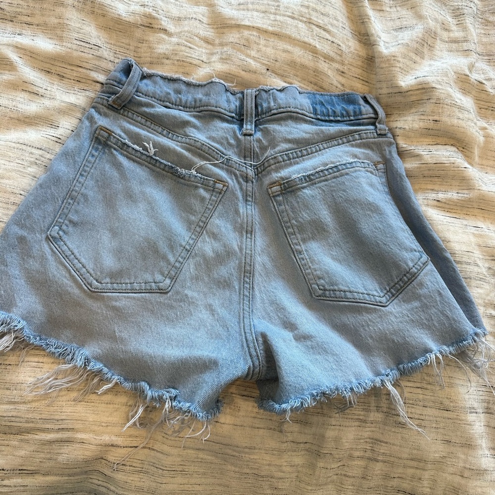 A&F mom shorts high rise.